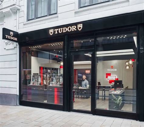 ‭Rüschenbeck TUDOR Boutique‬ 